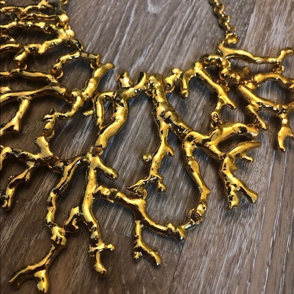 Statement necklace - Picture 4 of 4